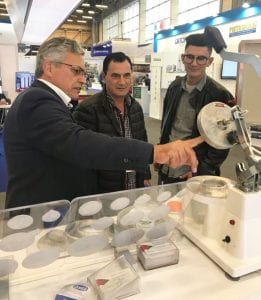 As seladoras manuais DELGO fizeram sucesso na Andina Pack