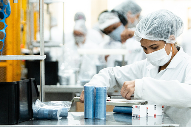 Produção de selo de alumínio na DELGO