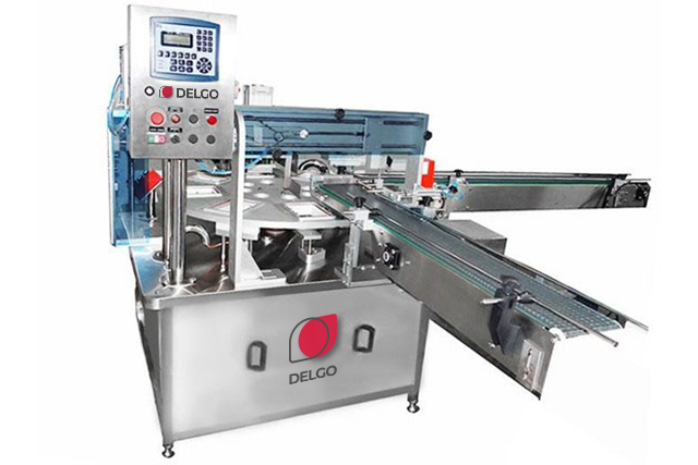 Seladora automática de bandejas | DELGO