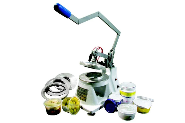 Seladora manual de copos e frascos.